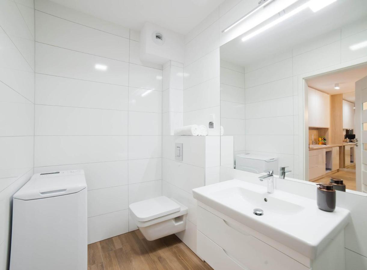 Porty B103 Nadmorskie Tarasy Pool Sauna Parking Kołobrzeg Εξωτερικό φωτογραφία